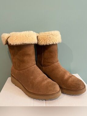 UGG Amie Boots Women 9 Brown Mid Calf Slim Suede Sheepskin Wedge Cuff